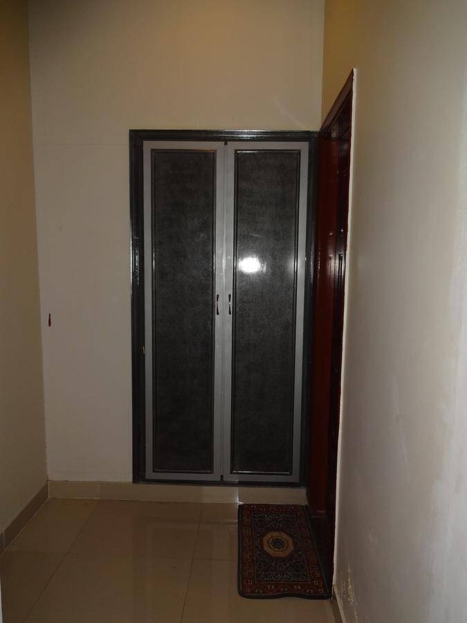 Hotel Sky Towers Karachi Eksteriør bilde